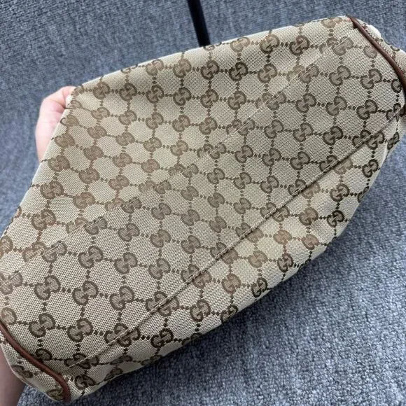 Gucci Sukey Leather Shoulder Bag 499-060625